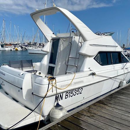 לה רושל Nuit Insolite Sur Un Bateau Linge Et Menage Inclus - Boat Paradise La Rochelle מראה חיצוני תמונה